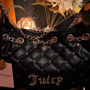 NEW.. JUICY COUTURE “TRULY ICONIC BUCKET BAG”